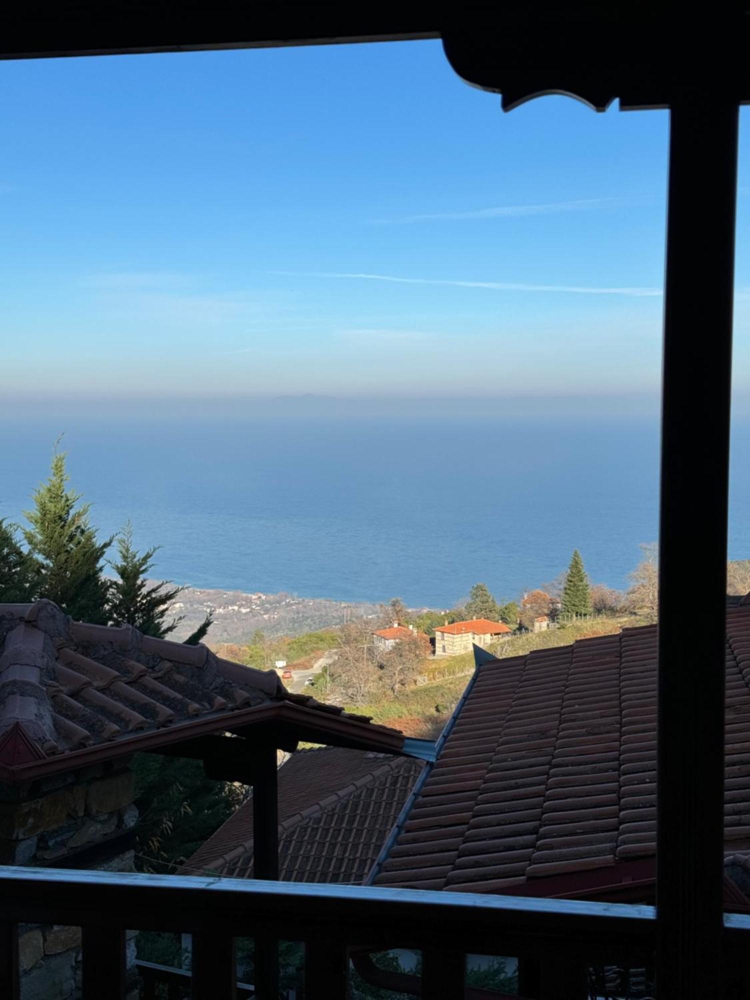 Enastron Guesthouse Palaios Panteleimonas Exteriér fotografie