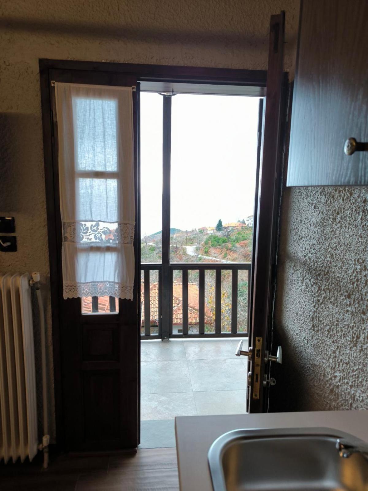 Enastron Guesthouse Palaios Panteleimonas Exteriér fotografie